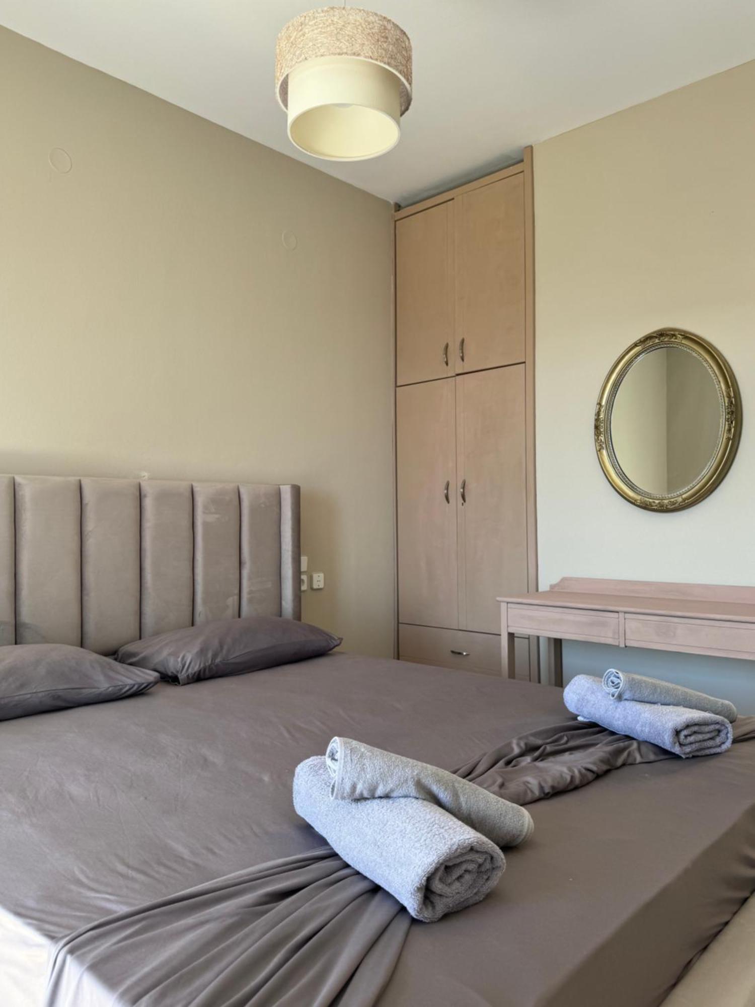 Golden View Apartment Agia Pelagia Екстериор снимка