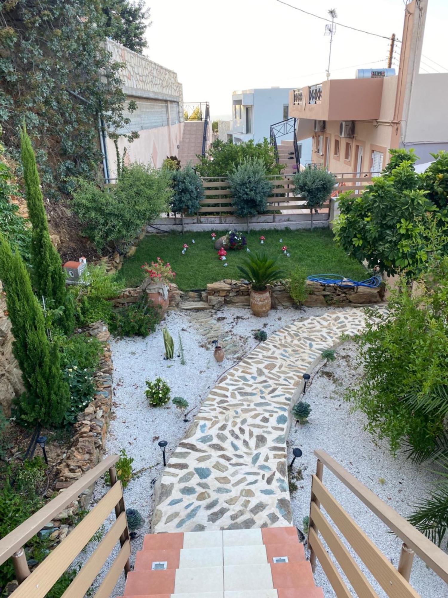 Golden View Apartment Agia Pelagia Екстериор снимка
