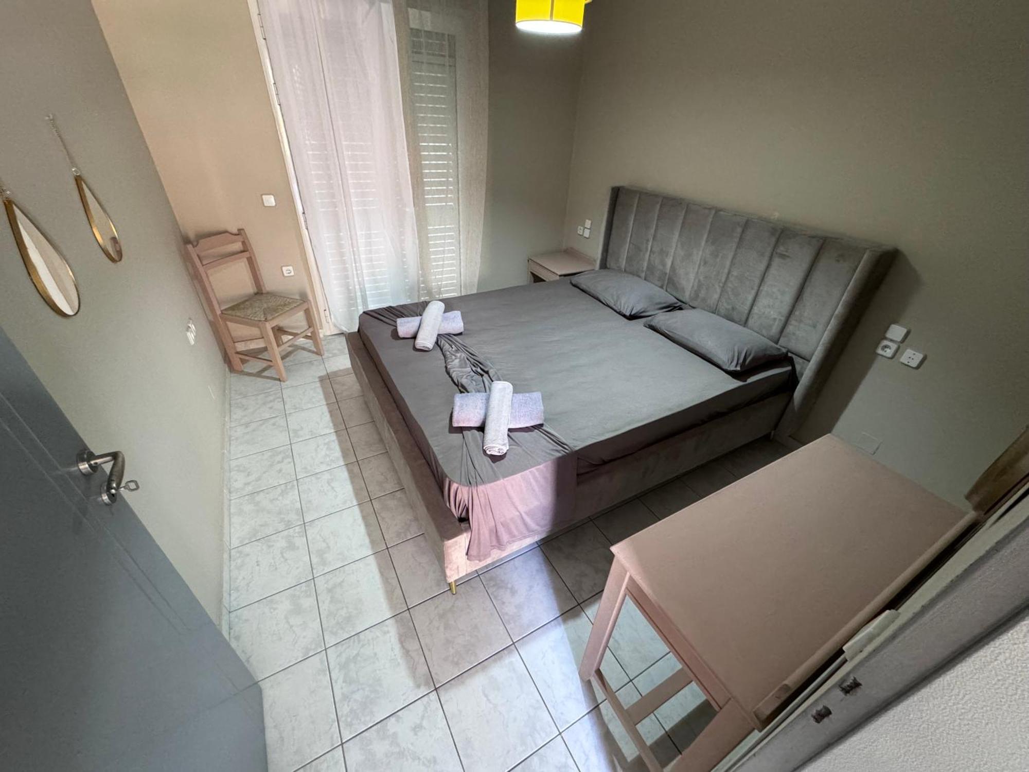 Golden View Apartment Agia Pelagia Екстериор снимка