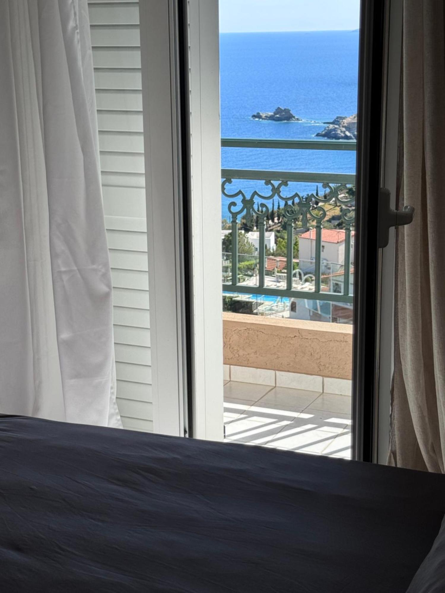 Golden View Apartment Agia Pelagia Екстериор снимка