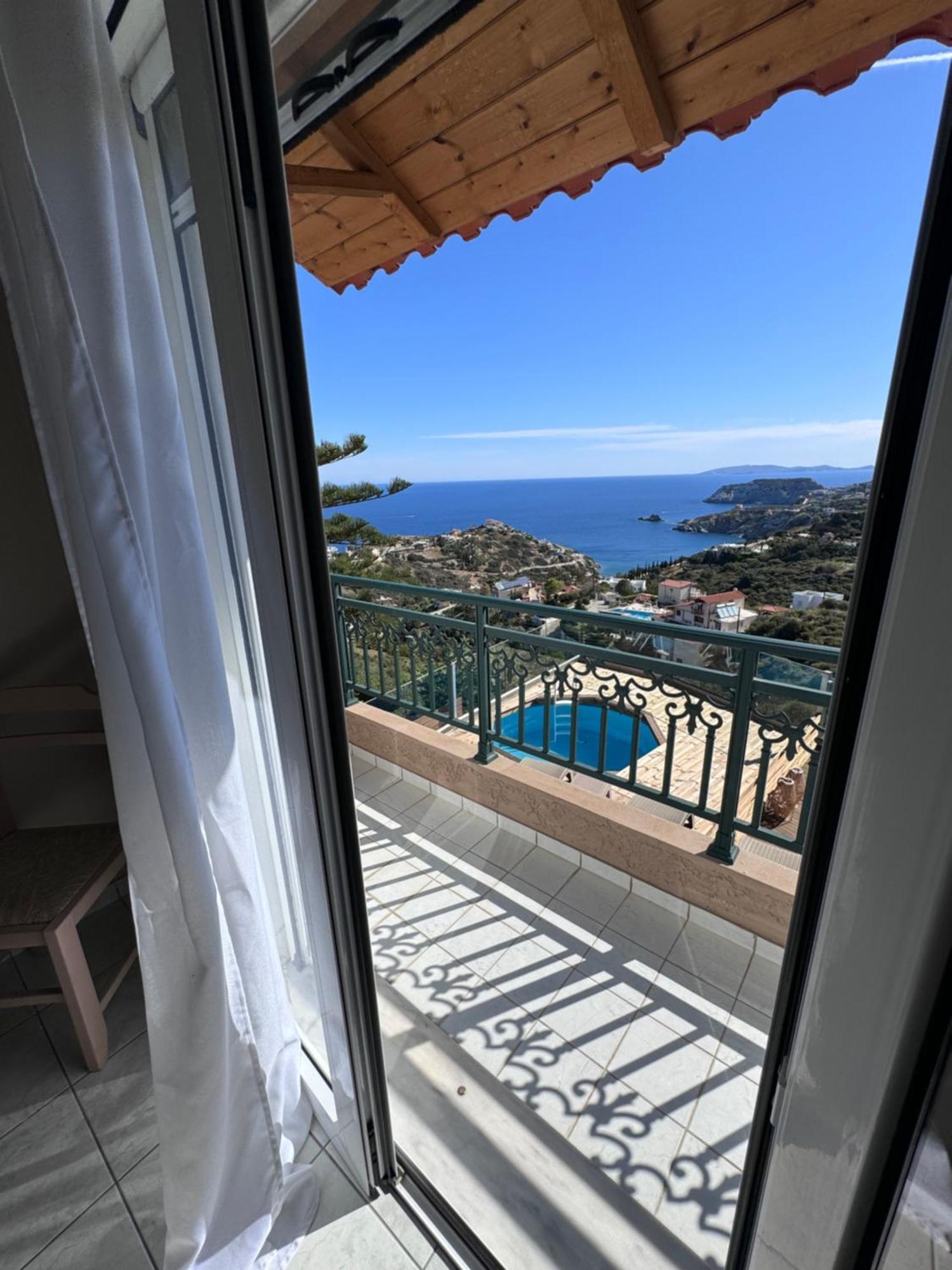 Golden View Apartment Agia Pelagia Екстериор снимка